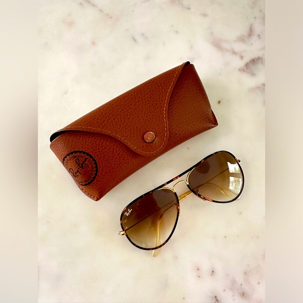 Ray Ban Aviators Tortoise Shell and Gold Women’s